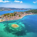 Maya Z Mit Blick Auf Wasser By Interhome * Rogoznica (Sibenik-Knin)