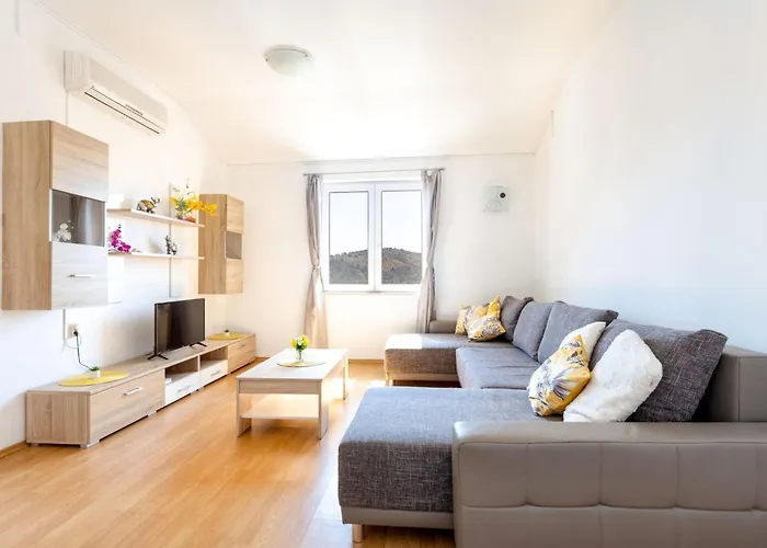 Maya Z Mit Blick Auf Wasser By Interhome Appartement